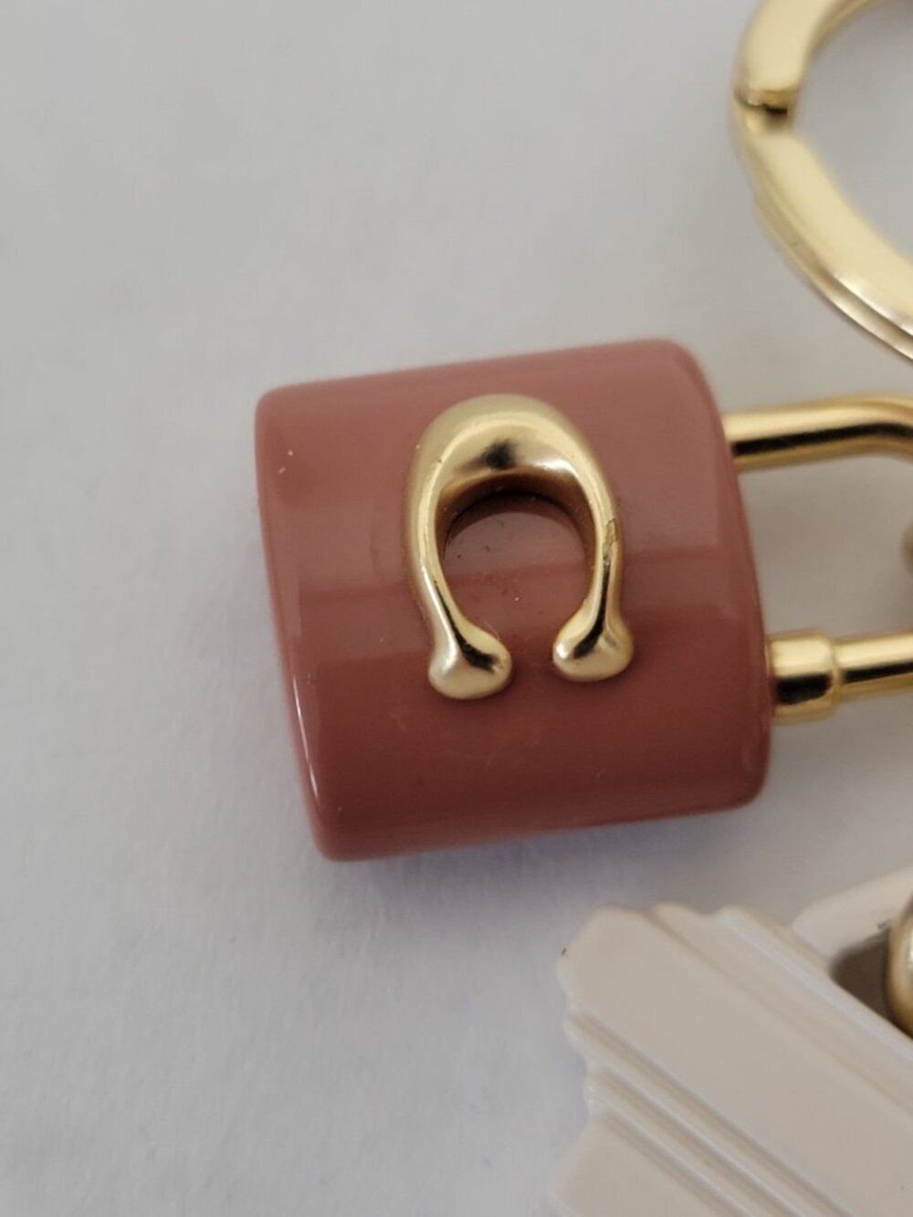 Coach Bag Charm Keychain Gold Pink White Key & Charms CP891 - Picture 3 of 9